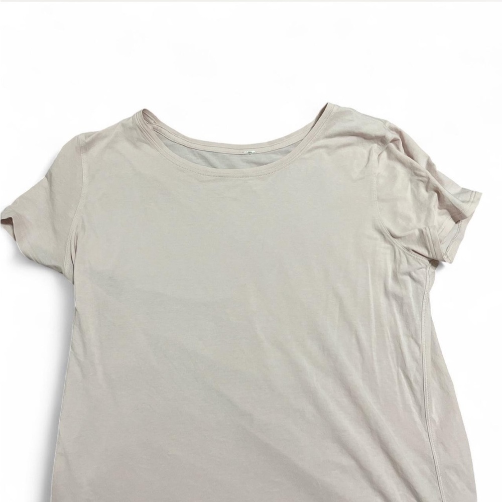 light pink lululemon t shirt